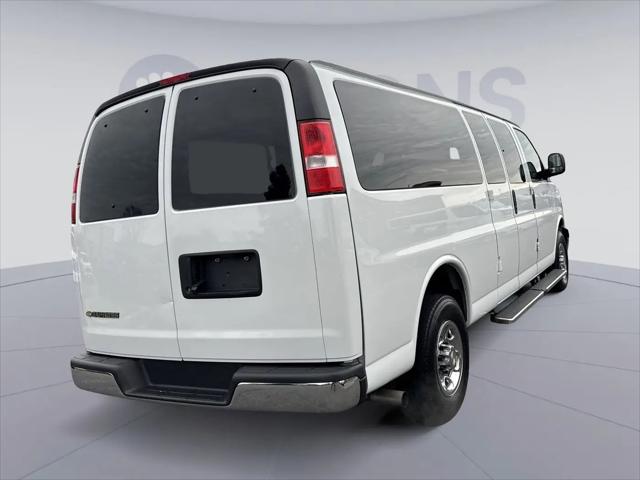 2024 Chevrolet Express Passenger RWD 3500 Extended Wheelbase LT