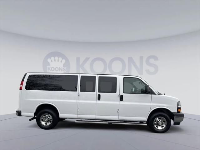 2024 Chevrolet Express Passenger RWD 3500 Extended Wheelbase LT