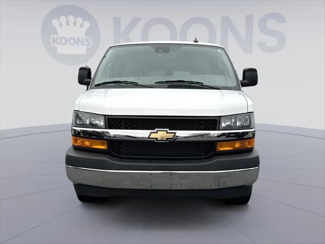 2024 Chevrolet Express Passenger RWD 3500 Extended Wheelbase LT