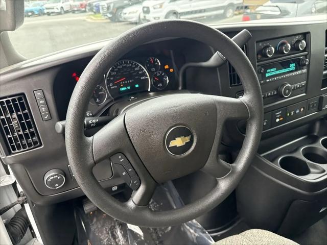 2024 Chevrolet Express Passenger RWD 3500 Extended Wheelbase LT