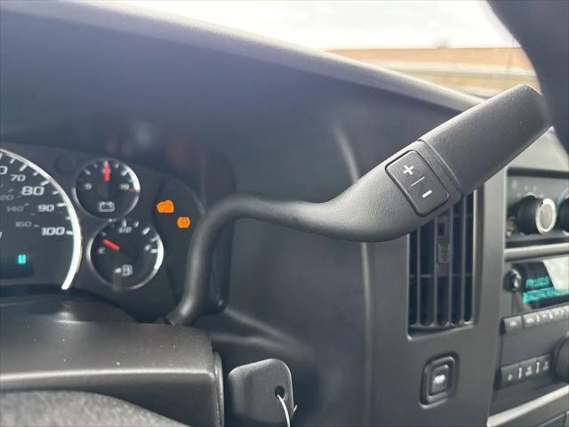 2024 Chevrolet Express Passenger RWD 3500 Extended Wheelbase LT