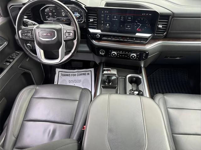 2023 GMC Sierra 1500 4WD Crew Cab Short Box SLT