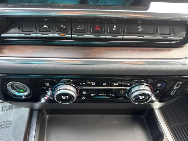 2023 GMC Sierra 1500 4WD Crew Cab Short Box SLT