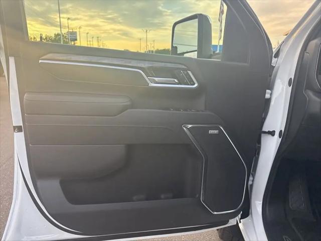 2026 Chevrolet Silverado 2500HD Crew Cab, Standard Bed, LTZ, 4WD