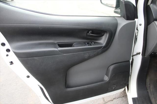 2015 Nissan NV200 S