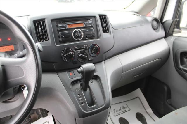 2015 Nissan NV200 S