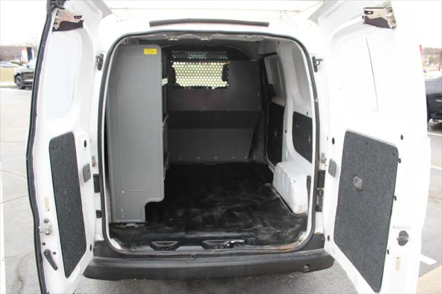 2015 Nissan NV200 S