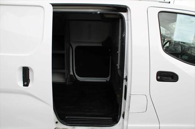 2015 Nissan NV200 S