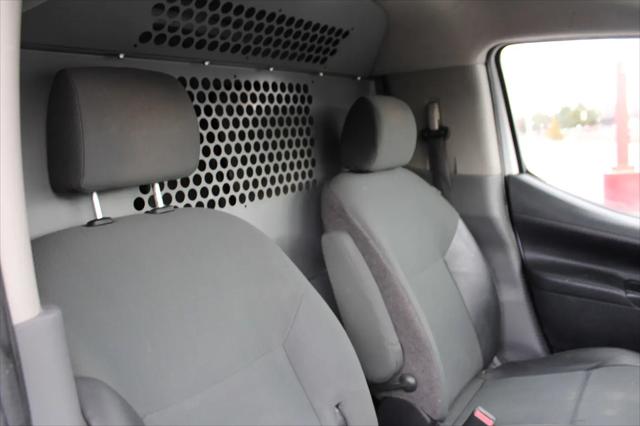 2015 Nissan NV200 S