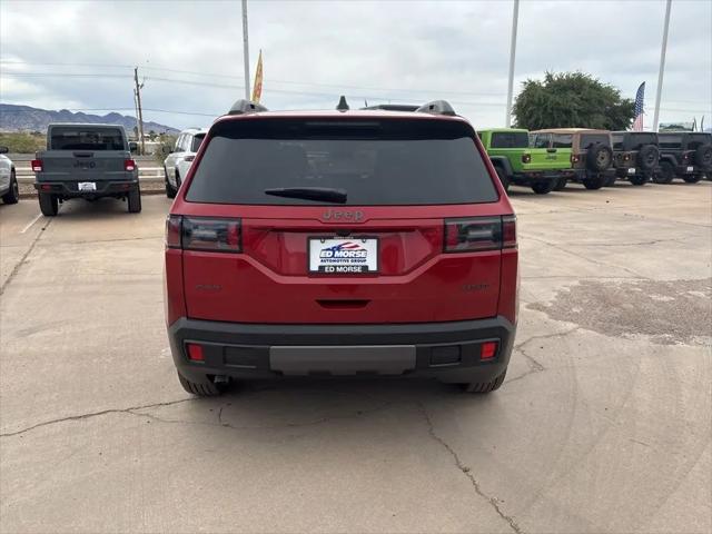 2026 Jeep Cherokee Laredo 4x4