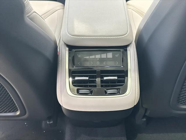 2026 Volvo XC90 Plus, B6 AWD Gas (mild hybrid), Gasoline, Bright, 7 Seats