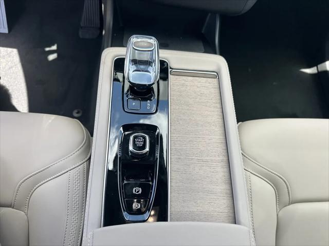 2026 Volvo XC90 Plus, B6 AWD Gas (mild hybrid), Gasoline, Bright, 7 Seats