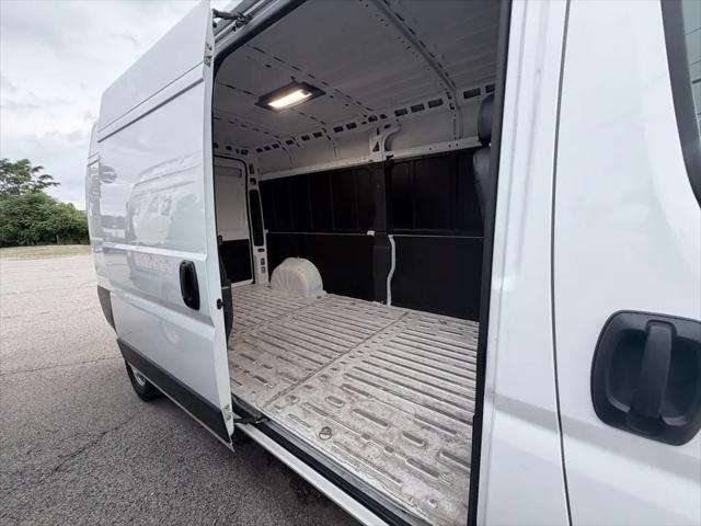 2024 Ram ProMaster 2500 Cargo Van Tradesman High Roof 159" WB w/Pass Seat
