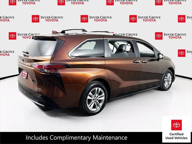 2022 Toyota Sienna Limited