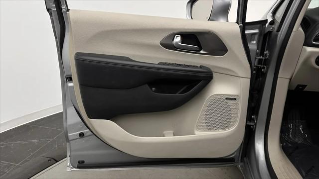 2018 Chrysler Pacifica Hybrid Limited