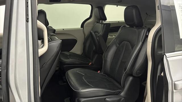 2018 Chrysler Pacifica Hybrid Limited