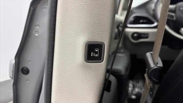 2018 Chrysler Pacifica Hybrid Limited