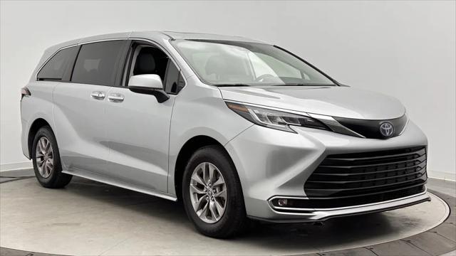 2022 Toyota Sienna XLE