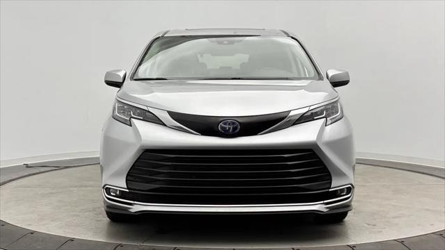 2022 Toyota Sienna XLE