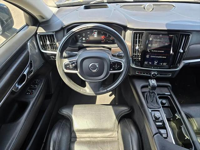 2017 Volvo V90 Cross Country T6