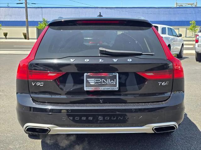 2017 Volvo V90 Cross Country T6