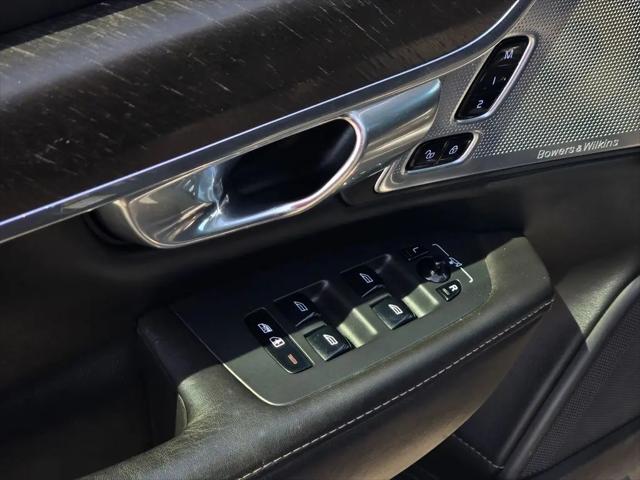 2017 Volvo V90 Cross Country T6