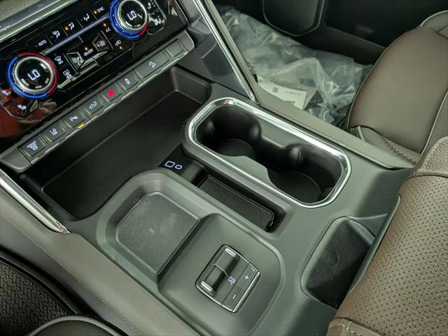 2026 GMC Sierra 2500HD Crew Cab, Standard Bed, Denali, 4WD