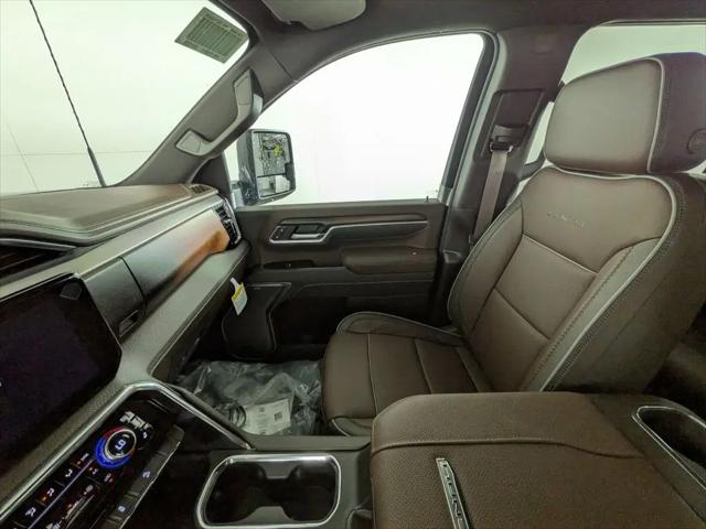 2026 GMC Sierra 2500HD Crew Cab, Standard Bed, Denali, 4WD