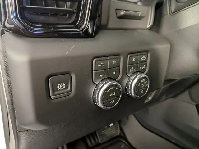 2026 GMC Sierra 2500HD Crew Cab, Standard Bed, AT4, 4WD