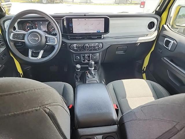 2024 Jeep Wrangler 4-Door Sahara