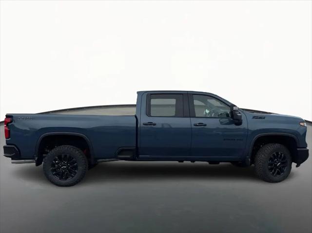 2026 Chevrolet Silverado 3500HD Crew Cab, Long Bed, LTZ Dual Rear Wheel, RWD