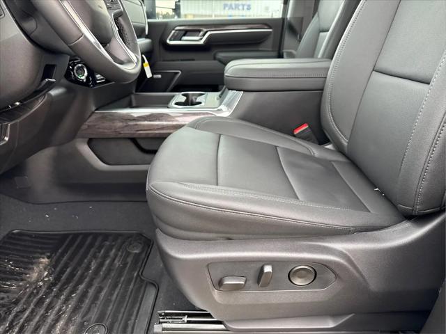 2026 Chevrolet Silverado 3500HD Crew Cab, Long Bed, LTZ Dual Rear Wheel, RWD