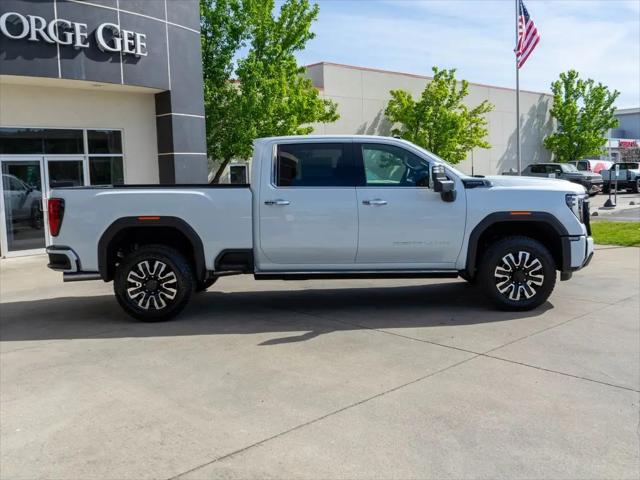2026 GMC Sierra 2500HD Crew Cab, Standard Bed, Denali Ultimate, 4WD