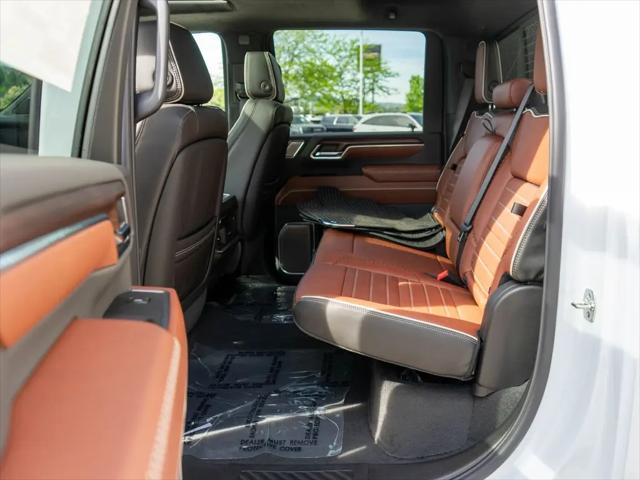 2026 GMC Sierra 2500HD Crew Cab, Standard Bed, Denali Ultimate, 4WD