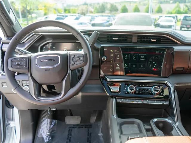 2026 GMC Sierra 2500HD Crew Cab, Standard Bed, Denali Ultimate, 4WD
