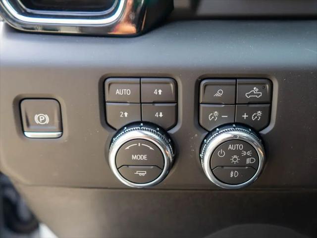 2026 GMC Sierra 2500HD Crew Cab, Standard Bed, Denali Ultimate, 4WD