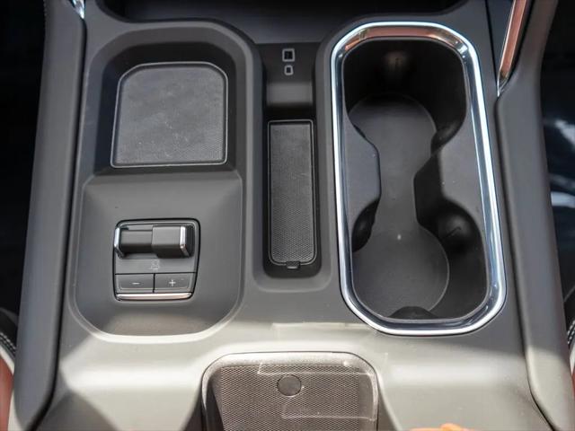 2026 GMC Sierra 2500HD Crew Cab, Standard Bed, Denali Ultimate, 4WD