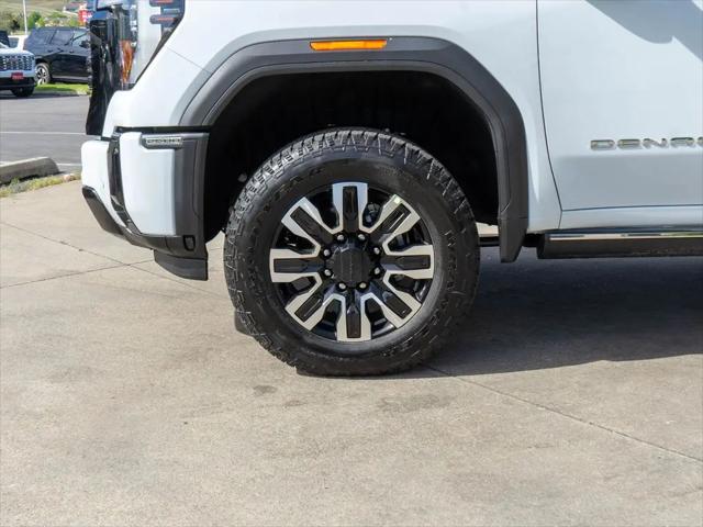 2026 GMC Sierra 2500HD Crew Cab, Standard Bed, Denali Ultimate, 4WD