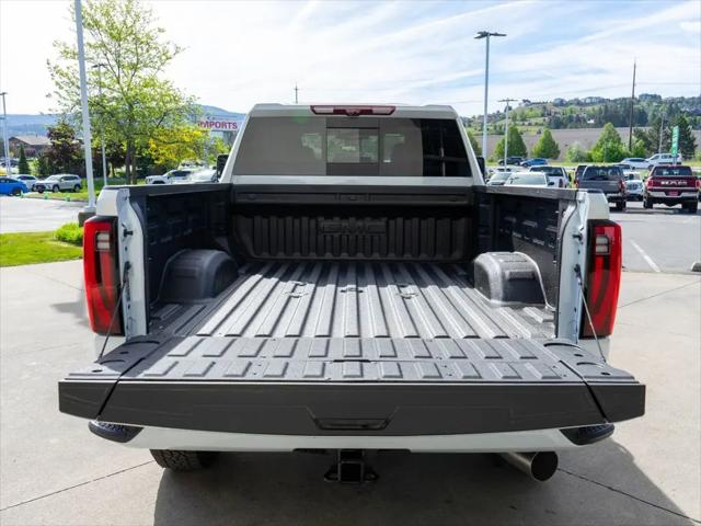 2026 GMC Sierra 2500HD Crew Cab, Standard Bed, Denali Ultimate, 4WD