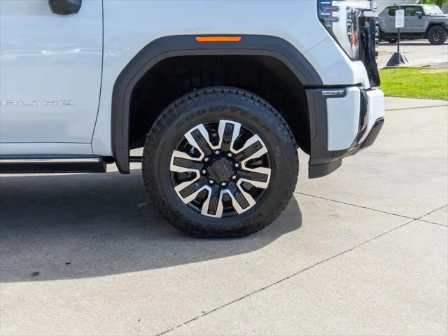 2026 GMC Sierra 2500HD Crew Cab, Standard Bed, Denali Ultimate, 4WD