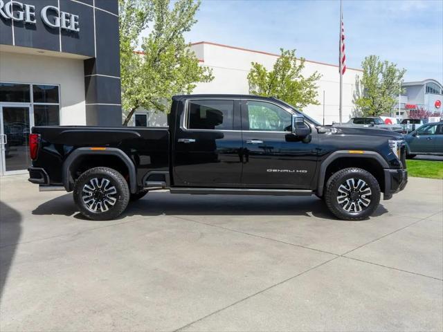2026 GMC Sierra 2500HD Crew Cab, Standard Bed, Denali Ultimate, 4WD