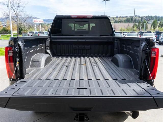2026 GMC Sierra 2500HD Crew Cab, Standard Bed, Denali Ultimate, 4WD