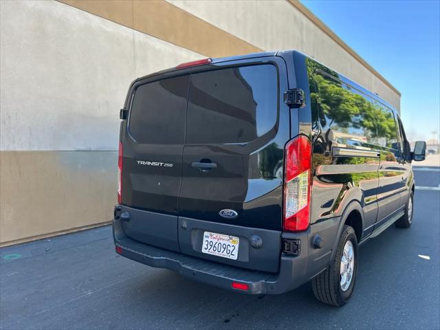 2017 Ford Transit T-250
