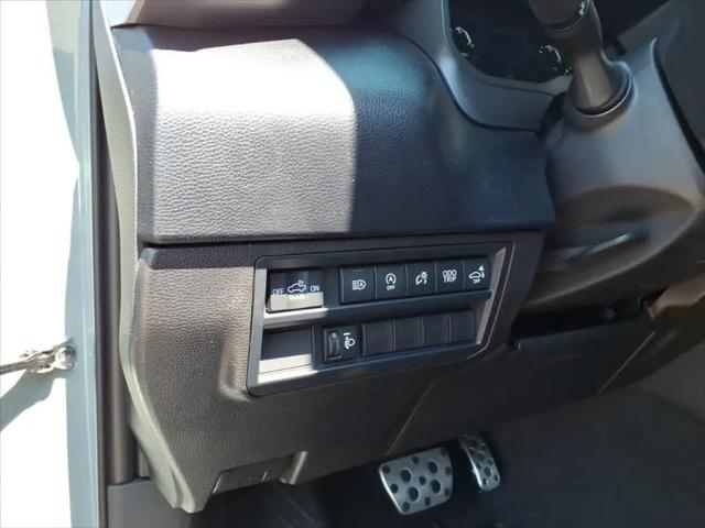 2026 Toyota Tundra SR5 CrewMax 5.5' Bed
