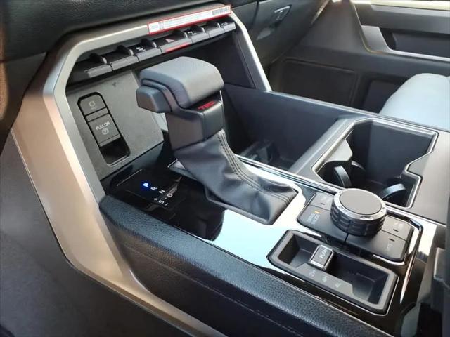 2026 Toyota Tundra SR5 CrewMax 5.5' Bed