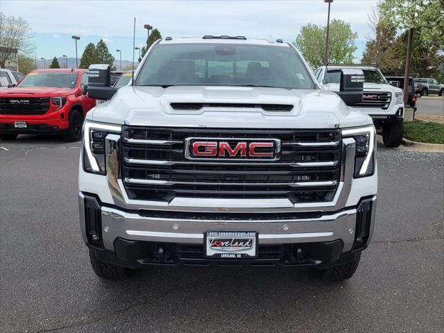 2026 GMC Sierra 2500HD Crew Cab, Standard Bed, SLT, 4WD