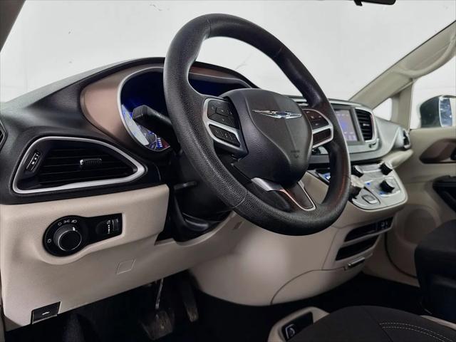 2020 Chrysler Voyager L
