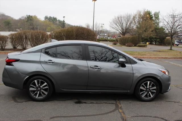 2021 Nissan Versa SV Xtronic CVT
