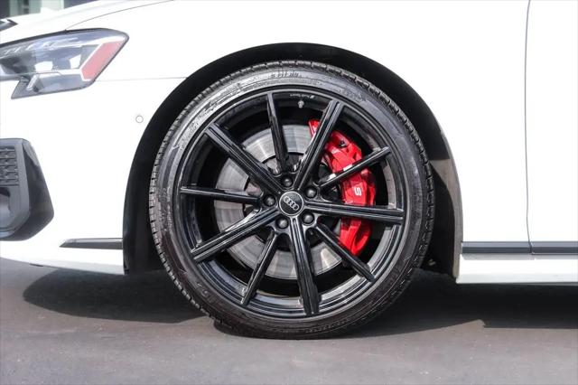2023 Audi S8 TFSI quattro Tiptronic