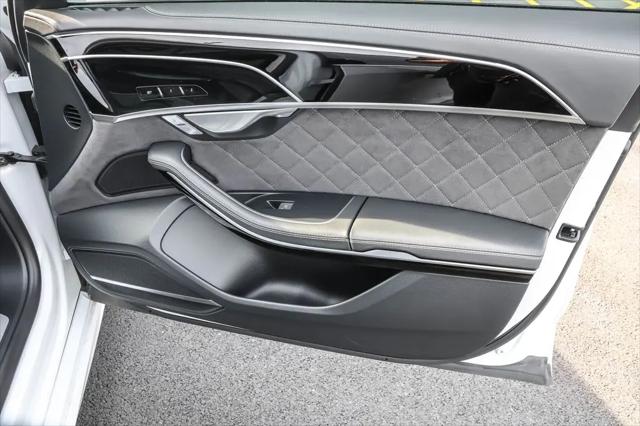 2023 Audi S8 TFSI quattro Tiptronic